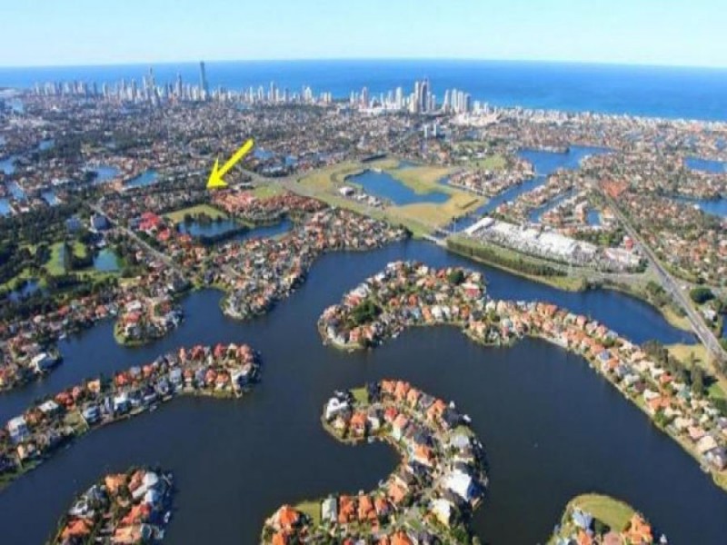 4/20 Sigatoka Place, Clear Island Waters QLD 4226