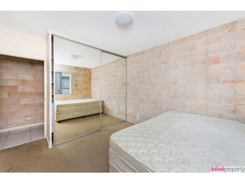 1/148 High Street, Southport QLD 4215