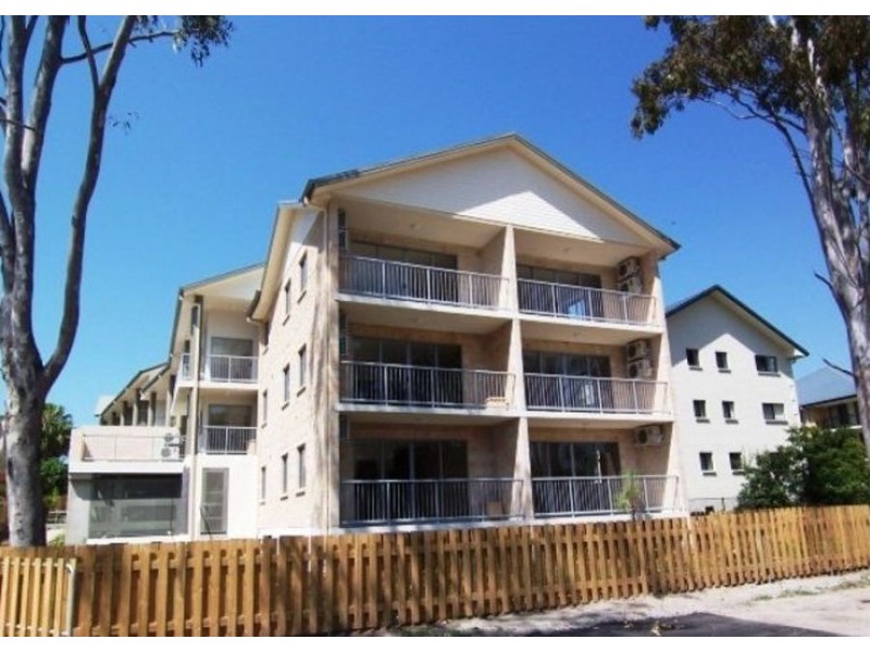 1/148 High Street, Southport QLD 4215