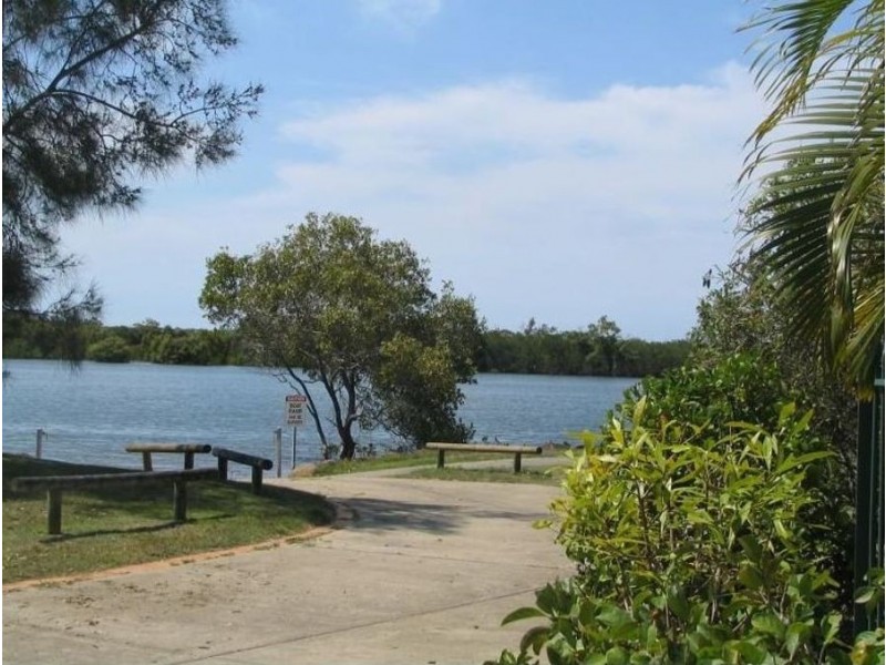 163/125 Hansford Road, Coombabah QLD 4216