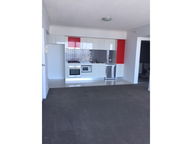 32902/9 Lawson Street, Southport QLD 4215