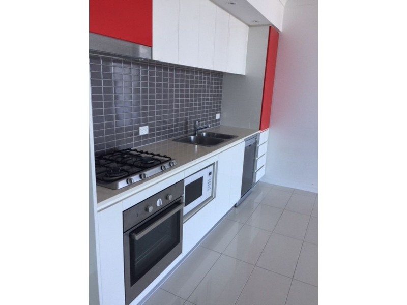 32902/9 Lawson Street, Southport QLD 4215