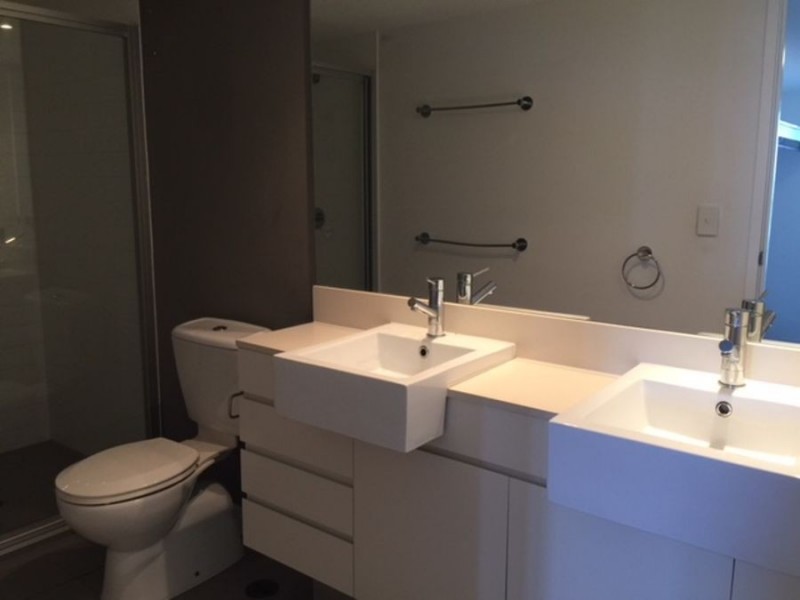 32902/9 Lawson Street, Southport QLD 4215