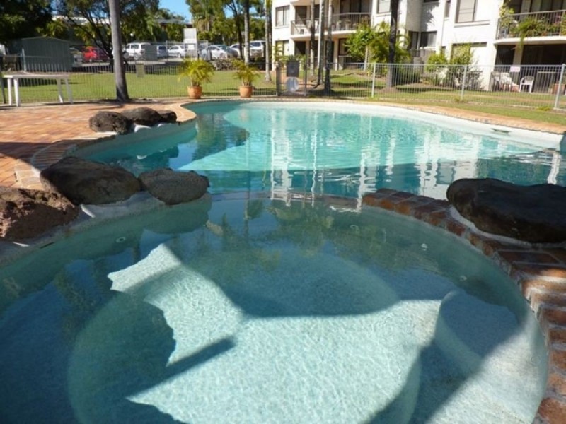 4/40 Murev Way, Carrara QLD 4211
