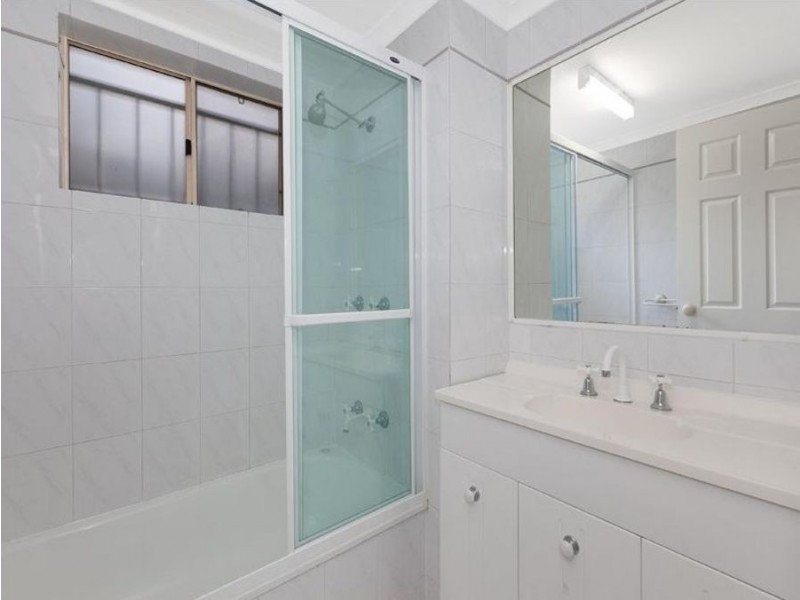 1/18 Hilda Street, Hamilton QLD 4007