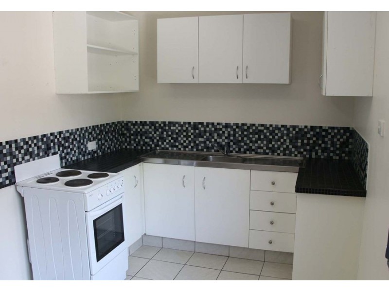 10/28 Defiance Road, Logan Central QLD 4114