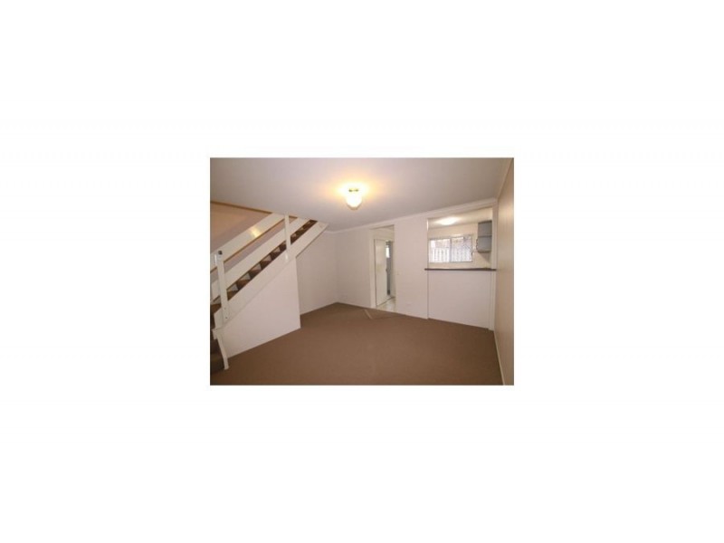 12/11 Martin St, Nerang QLD 4211