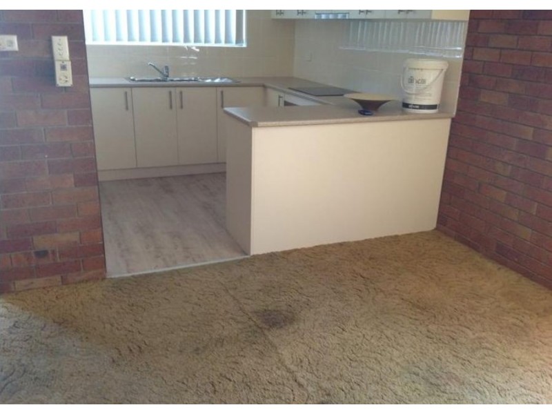 1/45 Lower King Street, Caboolture QLD 4510