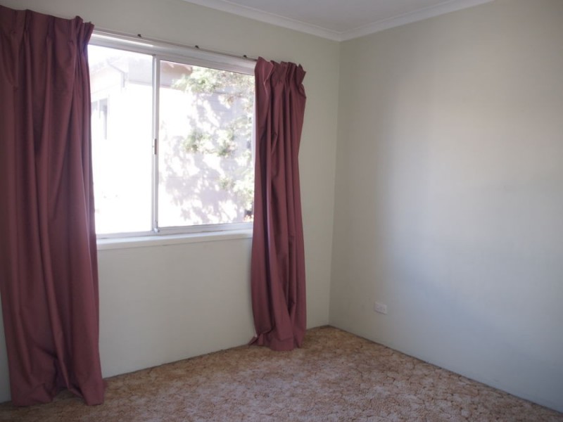 2/18 North Street, Southport QLD 4215