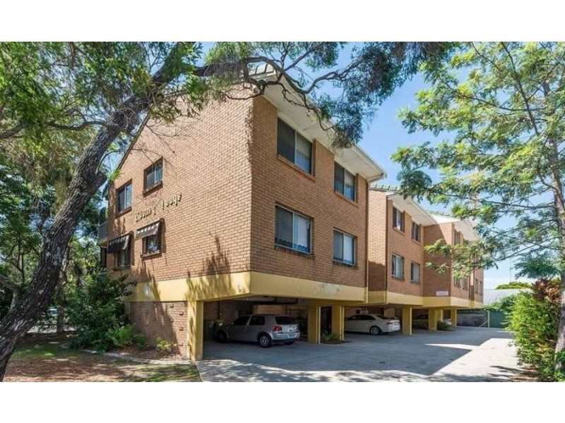 2/18 North Street, Southport QLD 4215