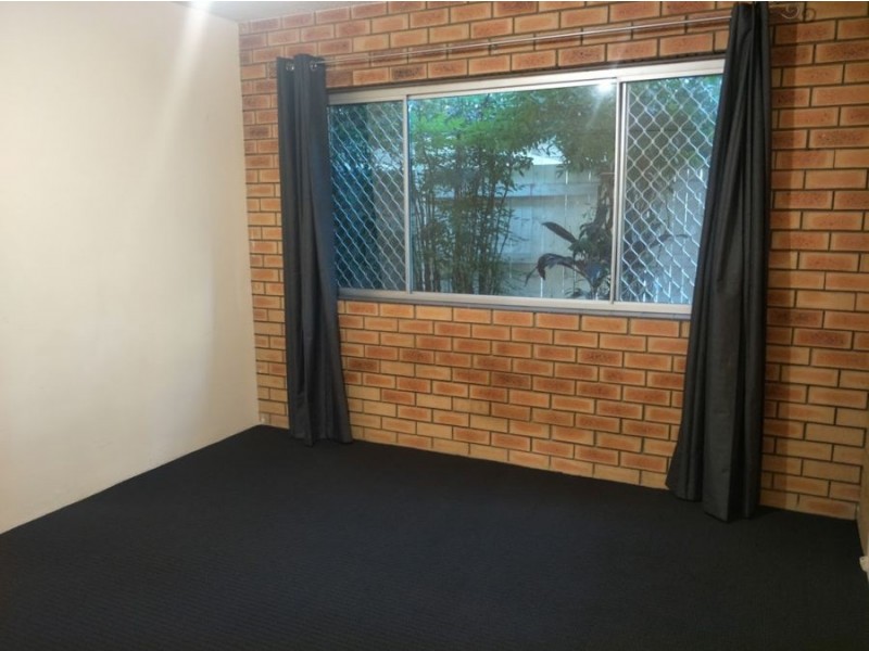 2/183 Jacaranda Avenue, Kingston QLD 4114