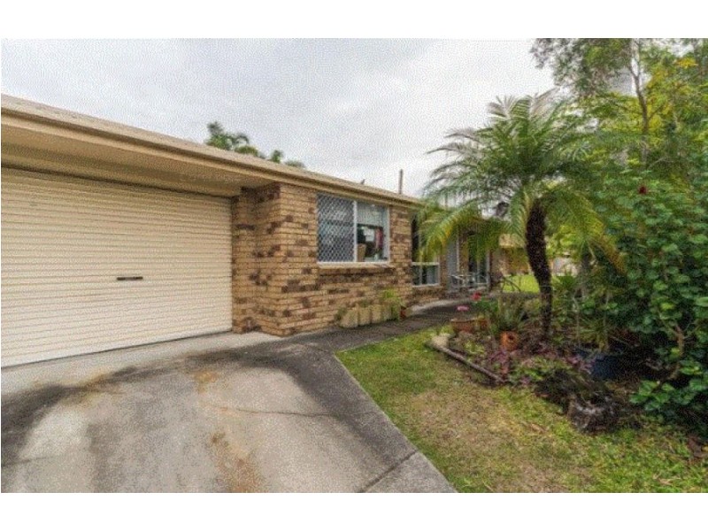 1/38 Village Way, Oxenford QLD 4210