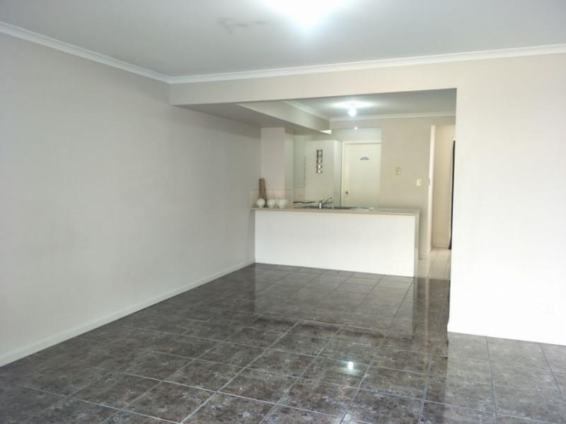 30/50 Castile Crescent, Edens Landing QLD 4207