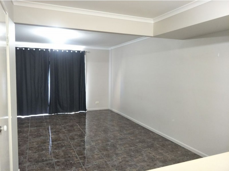 30/50 Castile Crescent, Edens Landing QLD 4207