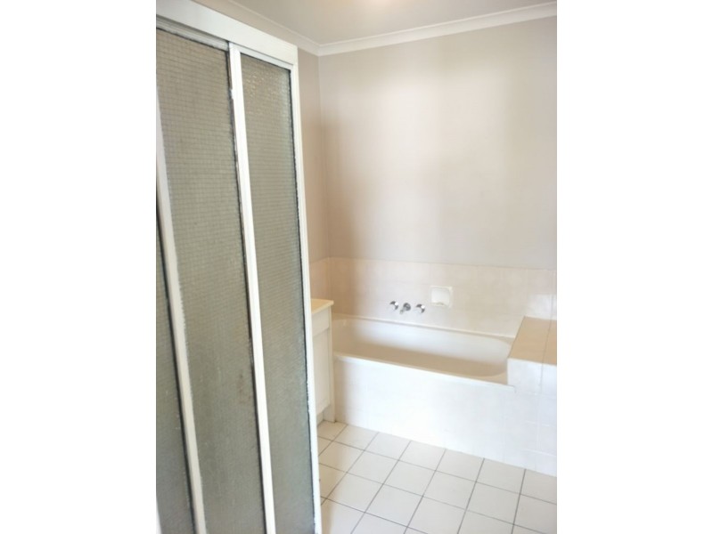 30/50 Castile Crescent, Edens Landing QLD 4207