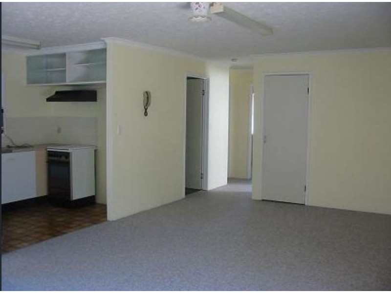 6 /20 Bright Avenue, Labrador QLD 4215