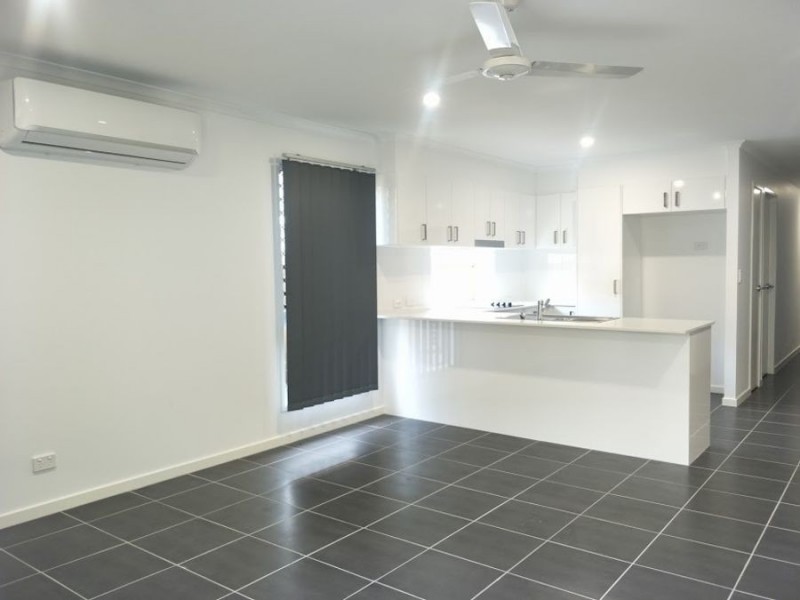 1/23 Daintree Court – 413 Chambers Flat Road, Park Ridge QLD 4125