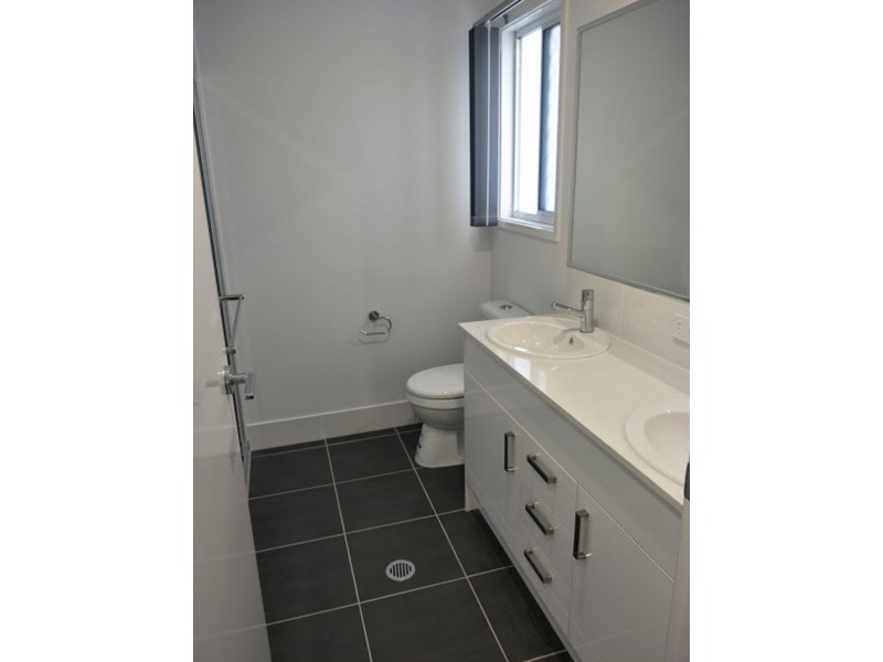 1/23 Daintree Court – 413 Chambers Flat Road, Park Ridge QLD 4125