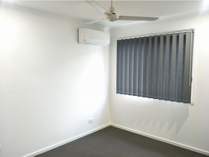 2/23 Daintree Court – 413 Chambers Flat Road, Park Ridge QLD 4125