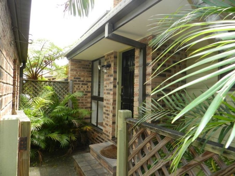 unit 16/11 Balfour Crescent, Highland Park QLD 4211