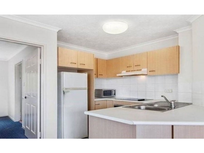 14/3 Anembo St, Chevron Island QLD 4217