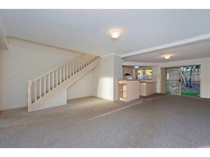 29/2 Koala Town Road, Upper Coomera QLD 4209