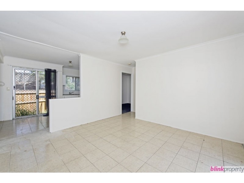 95 Velorum Drive, Kingston QLD 4114