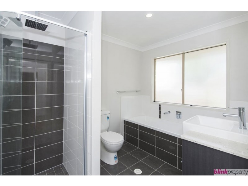 95A Velorum Drive, Kingston QLD 4114