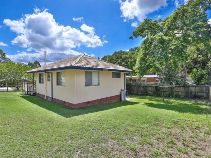 2 Arkins Crescent, Goodna QLD 4300
