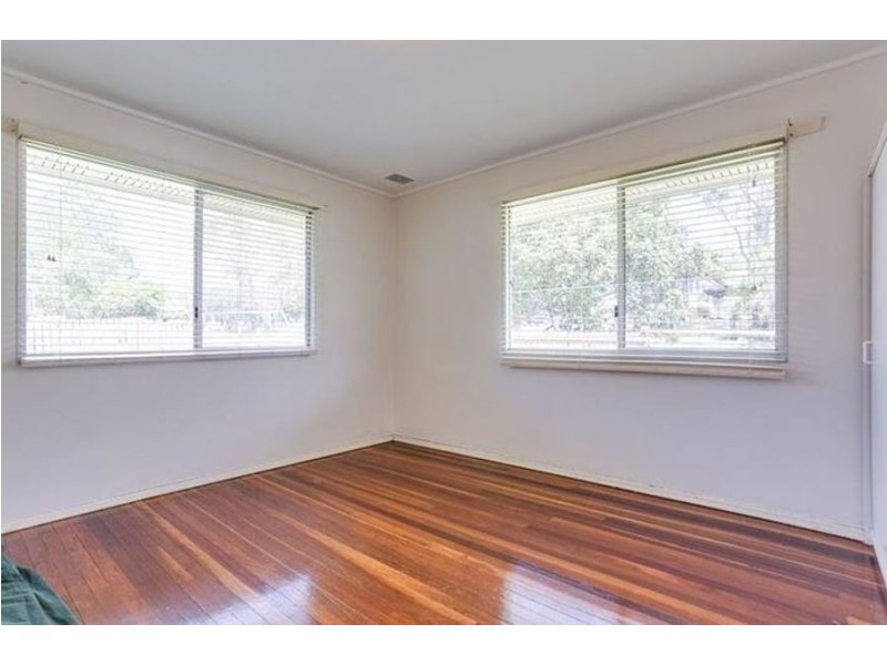 2 Arkins Crescent, Goodna QLD 4300