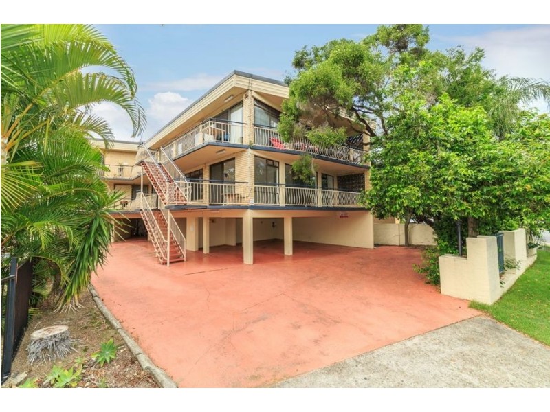 1/19 Leonard Avenue, Surfers Paradise QLD 4217