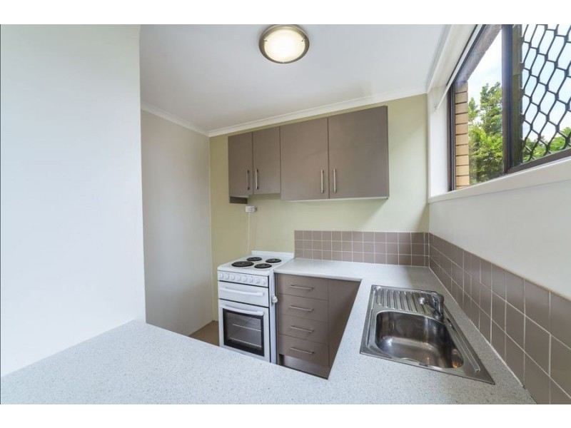 1/19 Leonard Avenue, Surfers Paradise QLD 4217