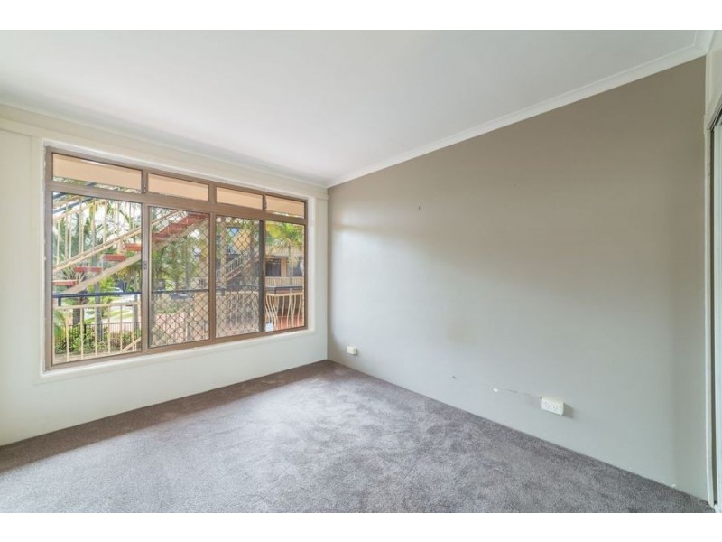 1/19 Leonard Avenue, Surfers Paradise QLD 4217
