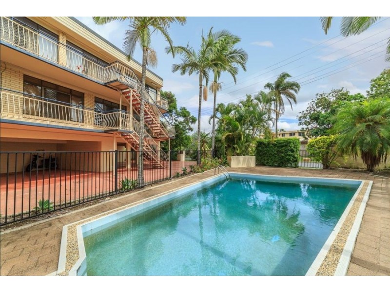 1/19 Leonard Avenue, Surfers Paradise QLD 4217