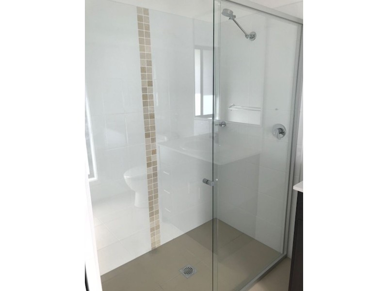 Unit 2/17 Daintree Court, Park Ridge QLD 4125