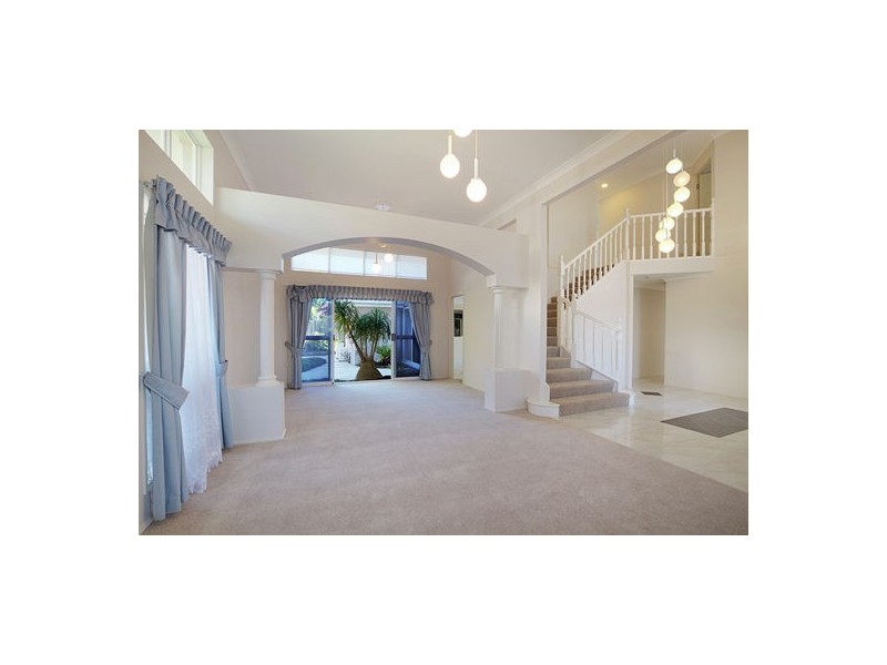 138 Oceanic Drive, Warana QLD 4575