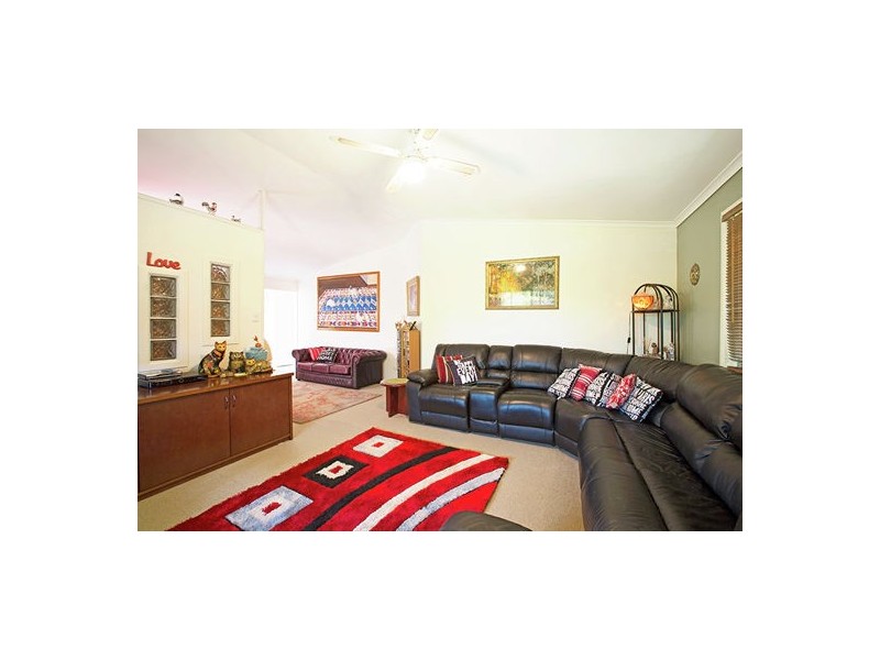 11 Bullando Street, Warana QLD 4575