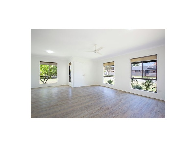 38 Oomoo Street, Buddina QLD 4575
