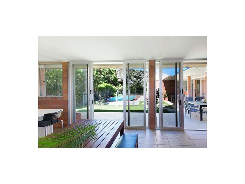 167 Oceanic Drive, Warana QLD 4575