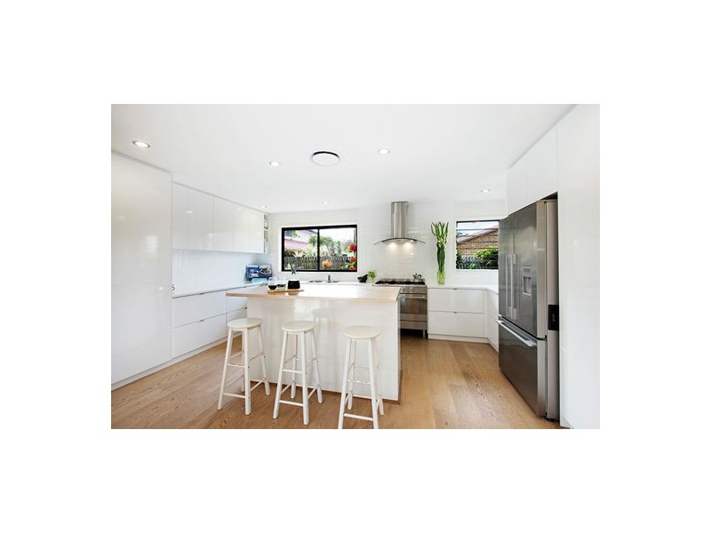 5 Marana Street, Warana QLD 4575