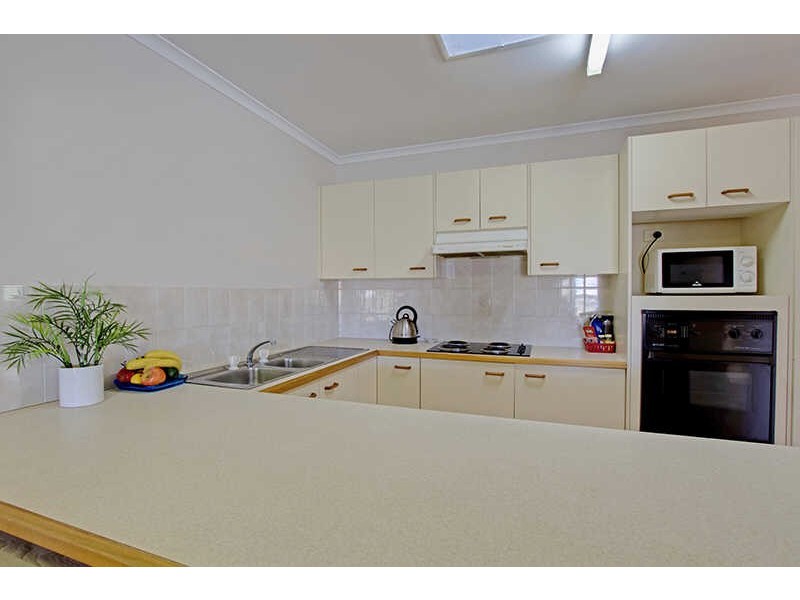 187/4  Melody Court, Warana QLD 4575