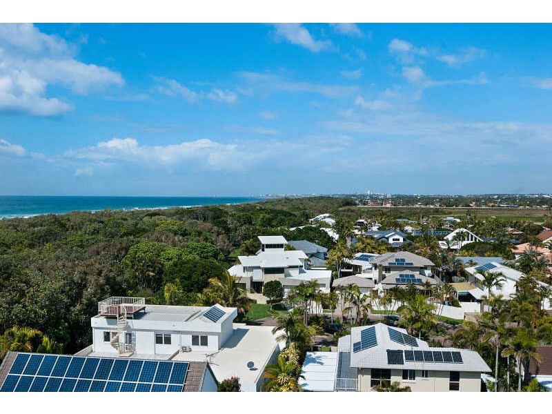 7  Seafarer Court, Bokarina QLD 4575