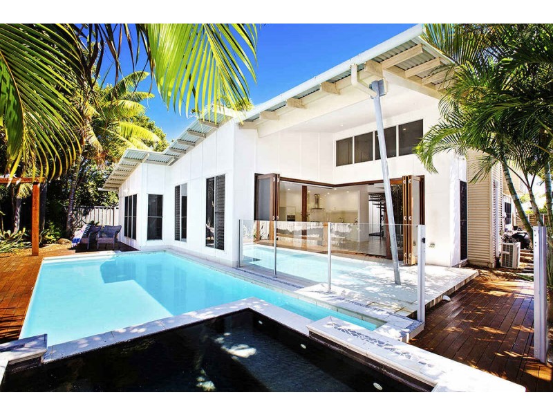 17 Dalpura Street, Buddina QLD 4575