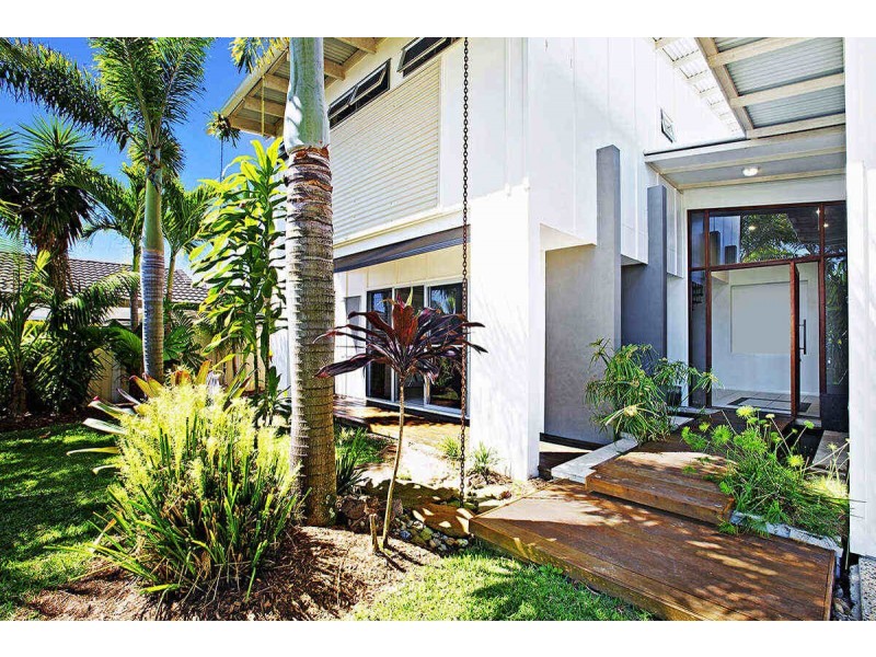 17 Dalpura Street, Buddina QLD 4575