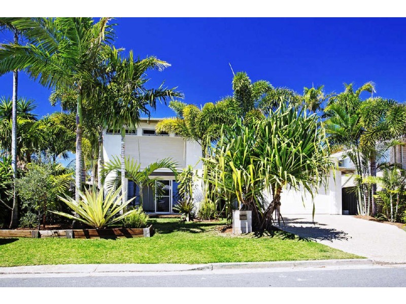 17 Dalpura Street, Buddina QLD 4575