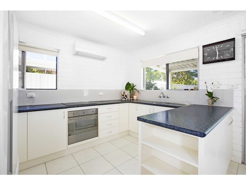 11  Palara Street, Buddina QLD 4575