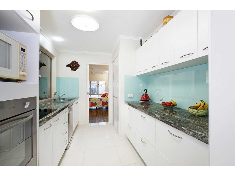 286/6  Melody Court, Warana QLD 4575