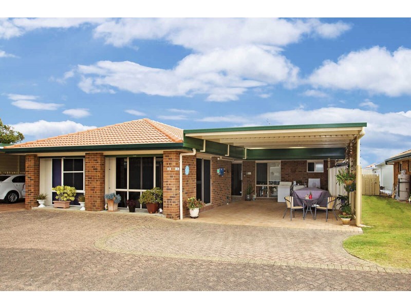 286/6  Melody Court, Warana QLD 4575