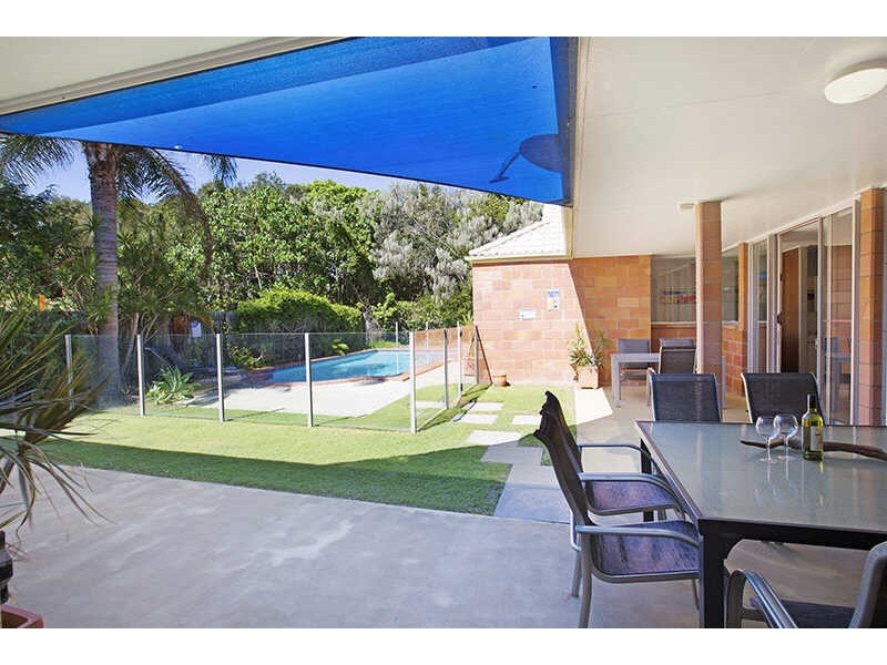 167  Oceanic Drive, Warana QLD 4575