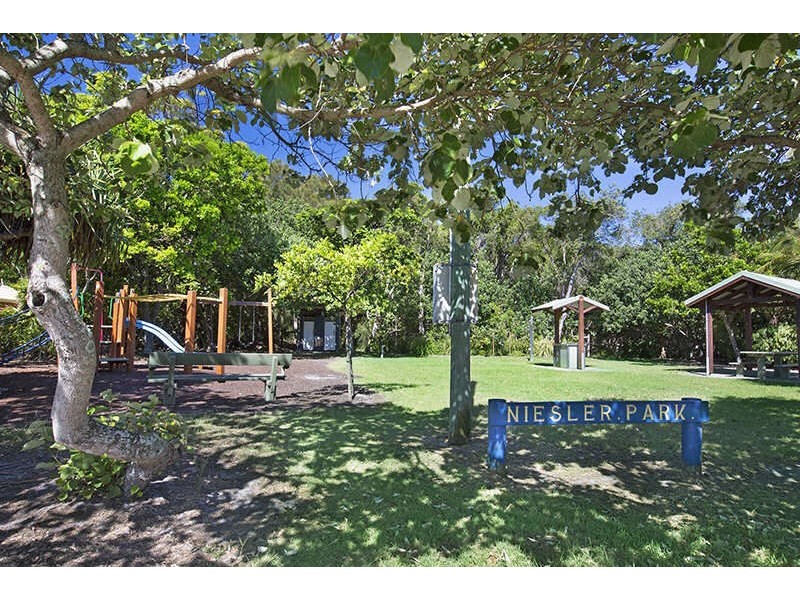 167  Oceanic Drive, Warana QLD 4575